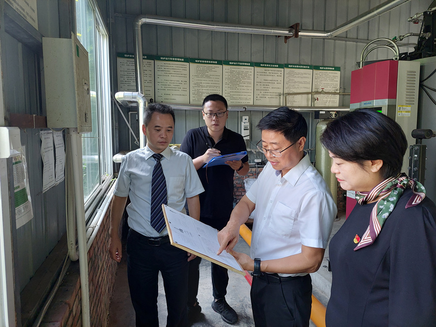 集团董事景茂斌带队检查富乐山旅馆_副本