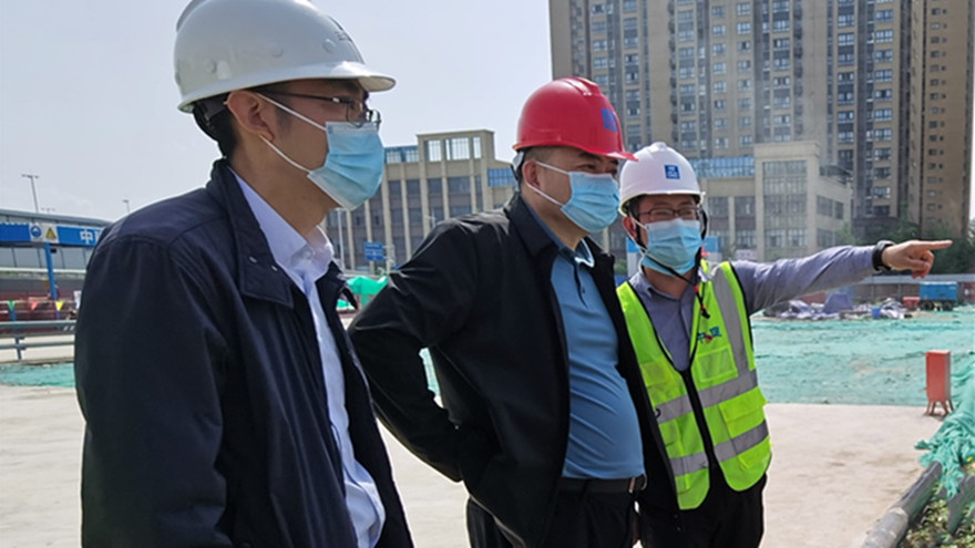 集团党委书记、董事长肖林带队督查三江医院项目_副本